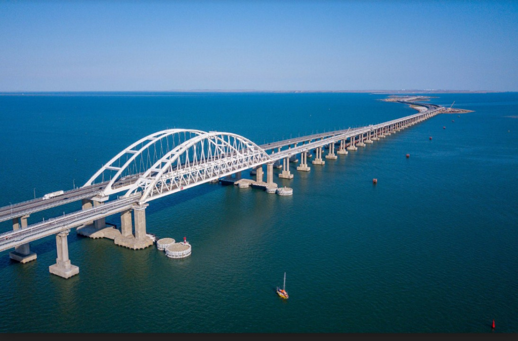Крымский мост.jpg
